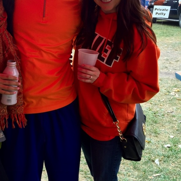 DONATING NEXT WEEK- Michael Kors crossbody bag - Picture 9 of 9